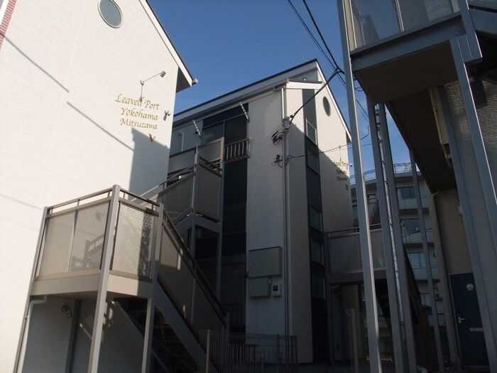 リ－ヴェルポ－ト横浜三ッ沢Ⅲの物件外観写真