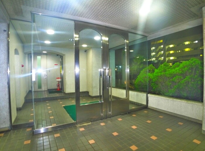 フロ－ラル松戸の物件外観写真