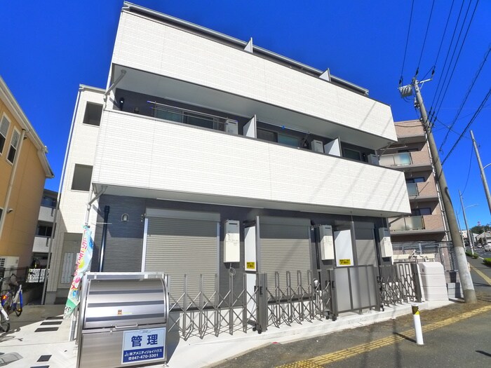 サンズ幕張の物件外観写真