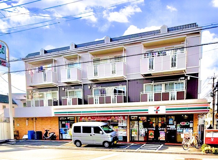 ヴィラ・ド・ソメイユの物件外観写真