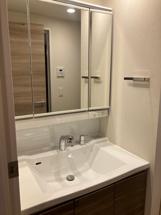 フロンティアレジデンス錦糸公園の物件内観写真