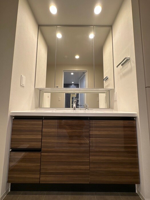 フロンティアレジデンス錦糸公園の物件内観写真