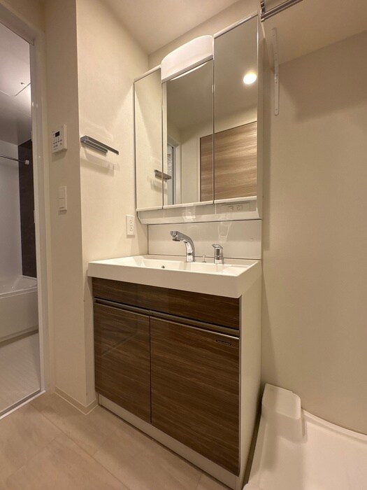 フロンティアレジデンス錦糸公園の物件内観写真