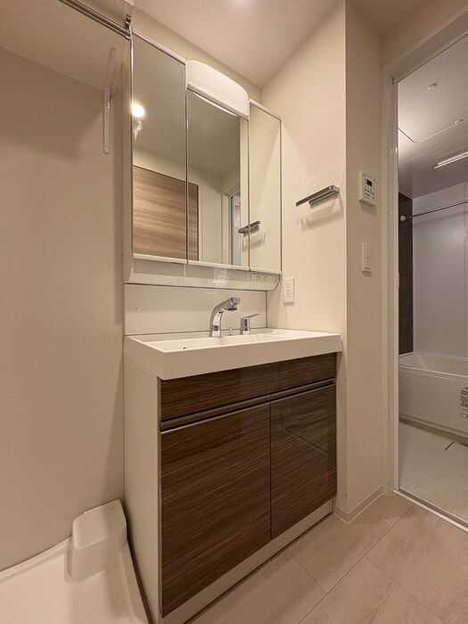 フロンティアレジデンス錦糸公園の物件内観写真