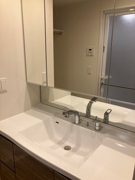 フロンティアレジデンス錦糸公園の物件内観写真