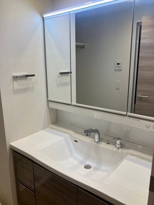 フロンティアレジデンス錦糸公園の物件内観写真