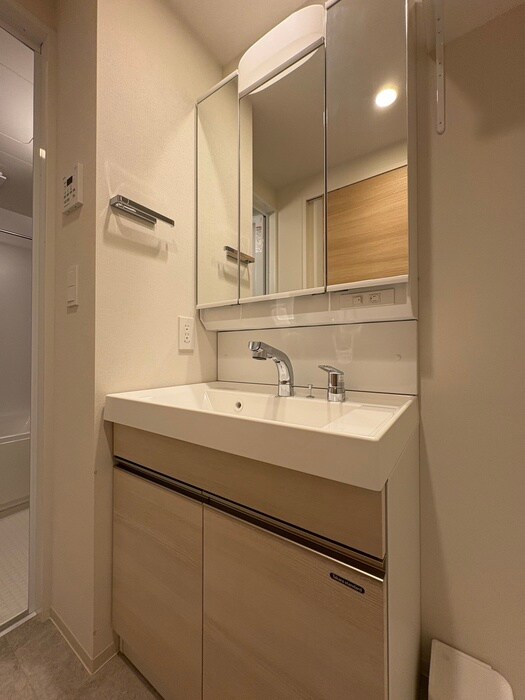 フロンティアレジデンス錦糸公園の物件内観写真