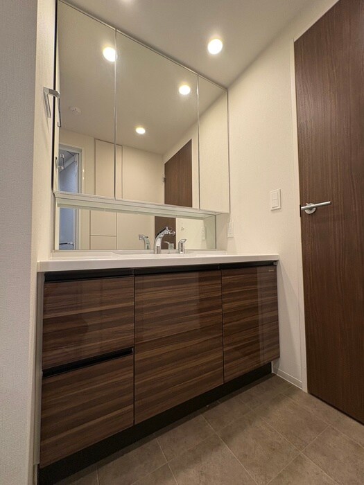 フロンティアレジデンス錦糸公園の物件内観写真