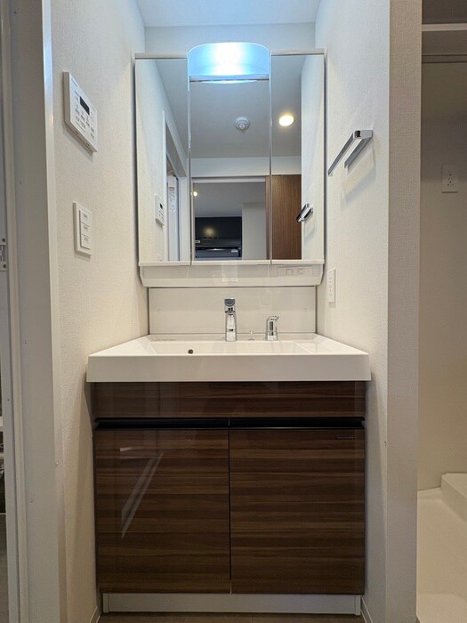 フロンティアレジデンス錦糸公園の物件内観写真