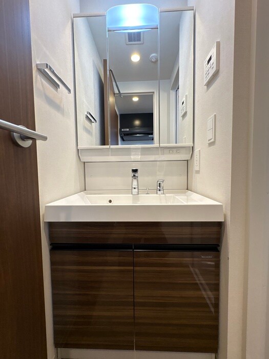 フロンティアレジデンス錦糸公園の物件内観写真