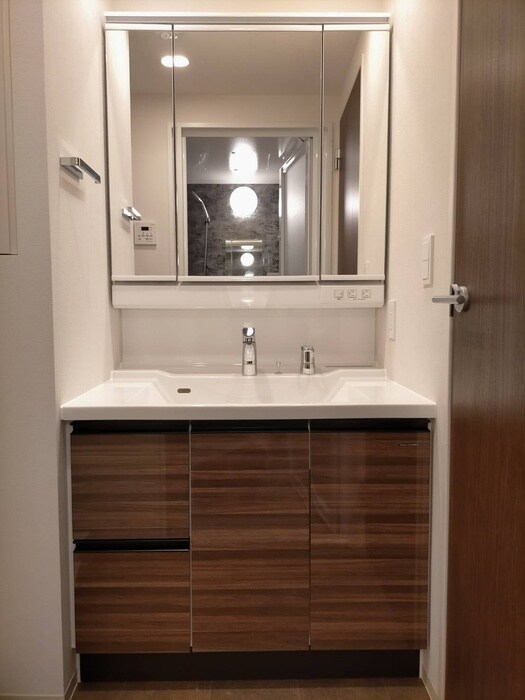 フロンティアレジデンス錦糸公園の物件内観写真