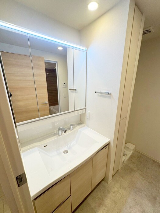 フロンティアレジデンス錦糸公園の物件内観写真