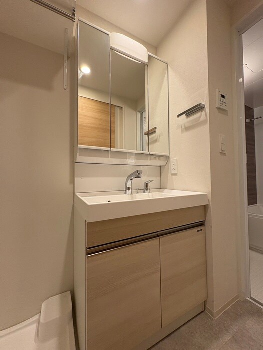 フロンティアレジデンス錦糸公園の物件内観写真