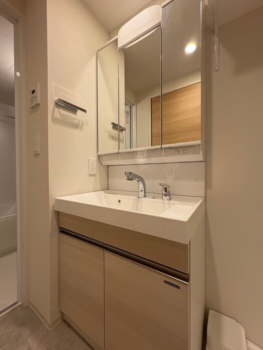 フロンティアレジデンス錦糸公園の物件内観写真