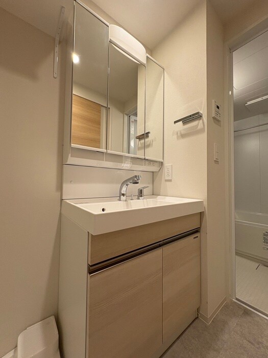 フロンティアレジデンス錦糸公園の物件内観写真