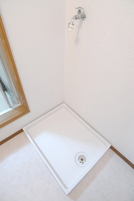 シャイニ－ハウスの物件内観写真