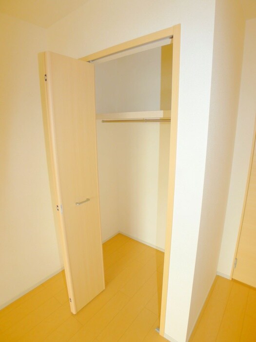 エピナールⅠの物件内観写真