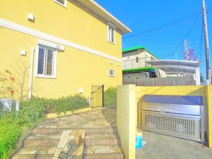 オアシス　パティオの物件外観写真