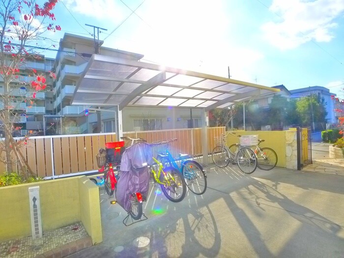 オアシス　パティオの物件外観写真