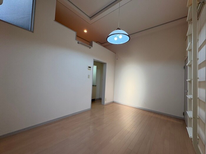 ロッシェル北里Ⅰの物件内観写真