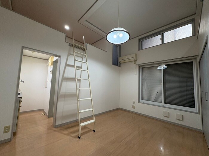 ロッシェル北里Ⅰの物件内観写真