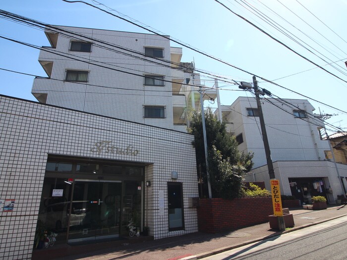 ホワイトパレス大宮の物件外観写真