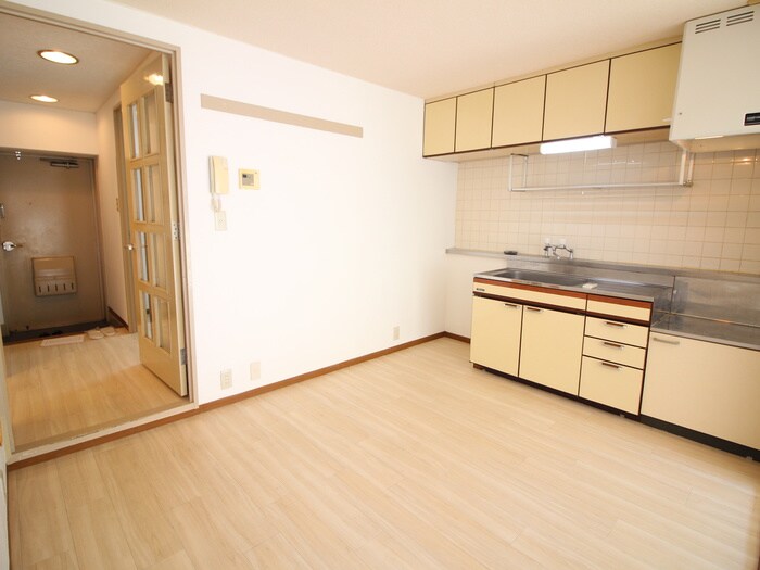 ホワイトパレス大宮の物件内観写真