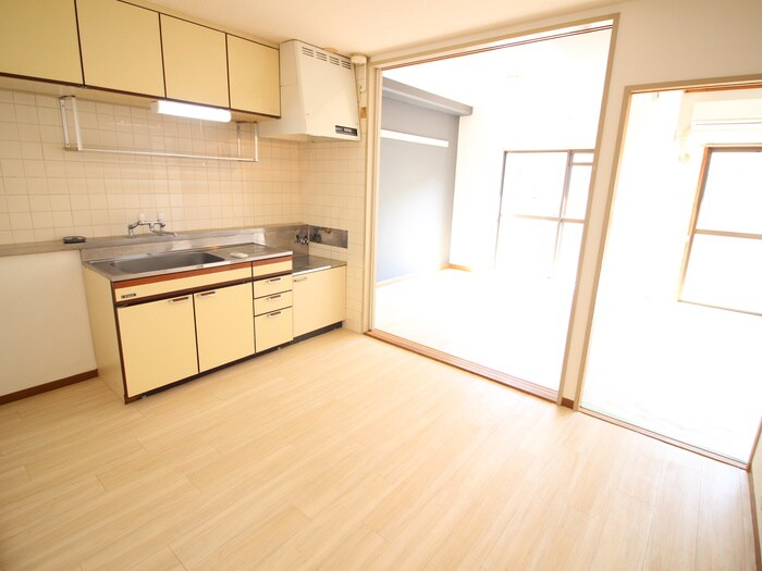 ホワイトパレス大宮の物件内観写真