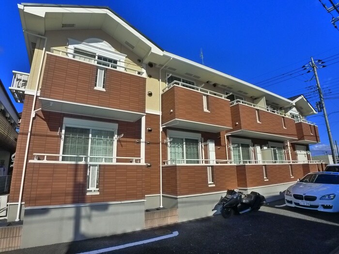 プレ・パルクの物件外観写真