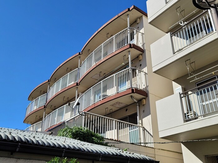 野島マンションの物件外観写真