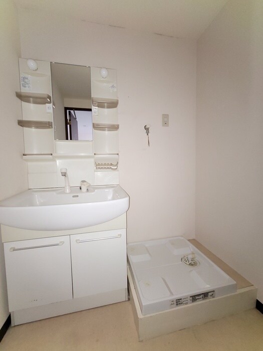 野島マンションの物件内観写真