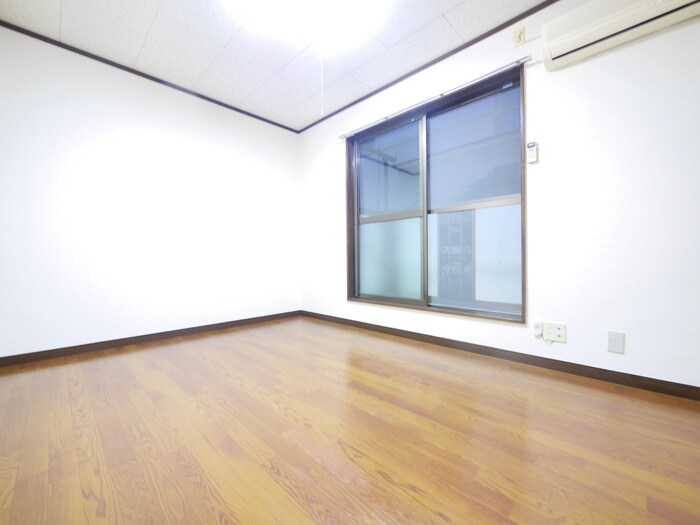 メゾンフジの物件内観写真