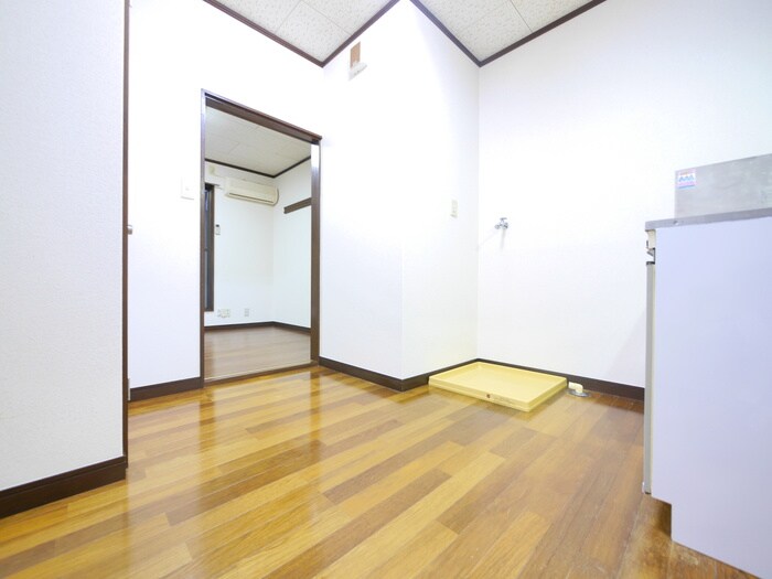 メゾンフジの物件内観写真