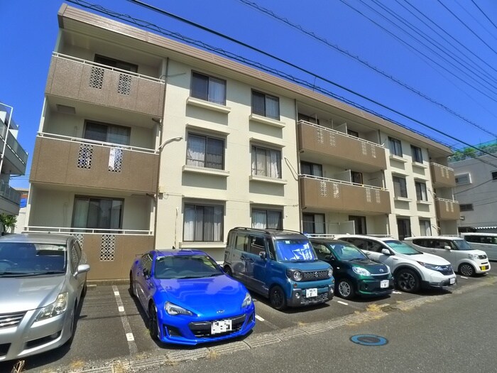 ハイホーム鈴幸の物件外観写真