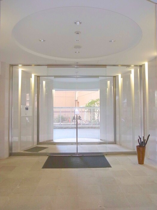 ナーベルお茶の水の物件外観写真