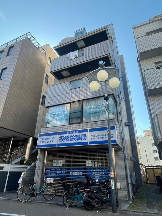 フラワ－11の物件外観写真