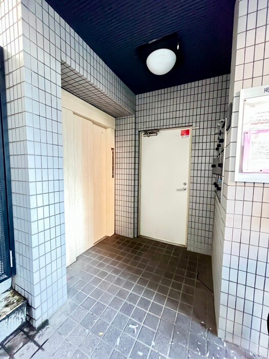 フラワ－11の物件外観写真