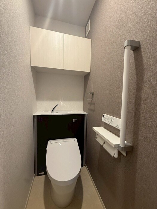 レジメント岸川の物件内観写真