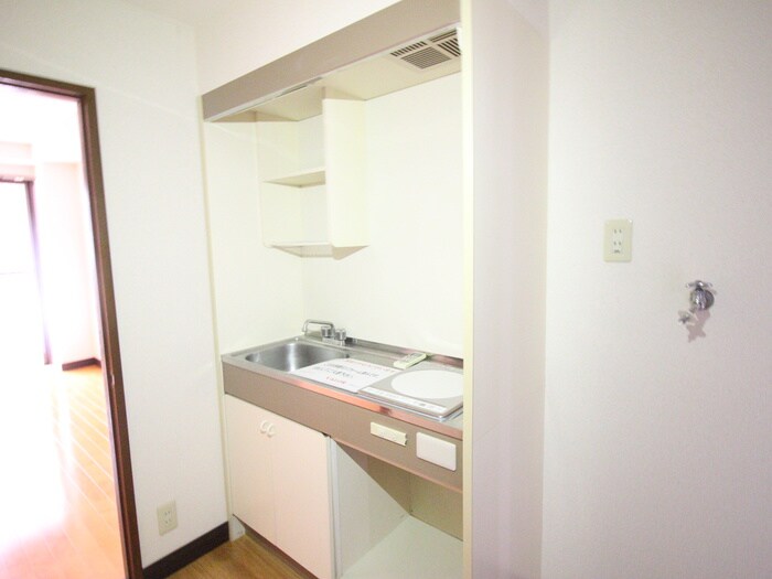 ヴィラ・エイ－ルの物件内観写真