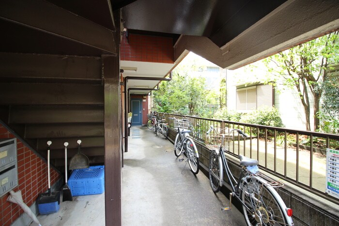 ヴィラ・エイ－ルの物件外観写真