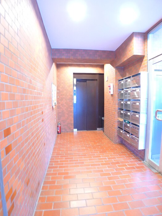 フレンドリ－かわかみの物件外観写真