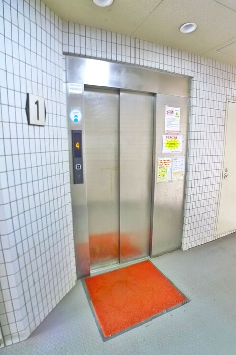 ＭＦ１０ビルの物件外観写真