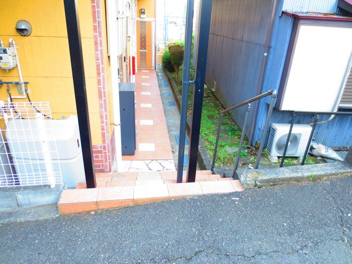 ユナイト小机アリシアの瞳の物件外観写真