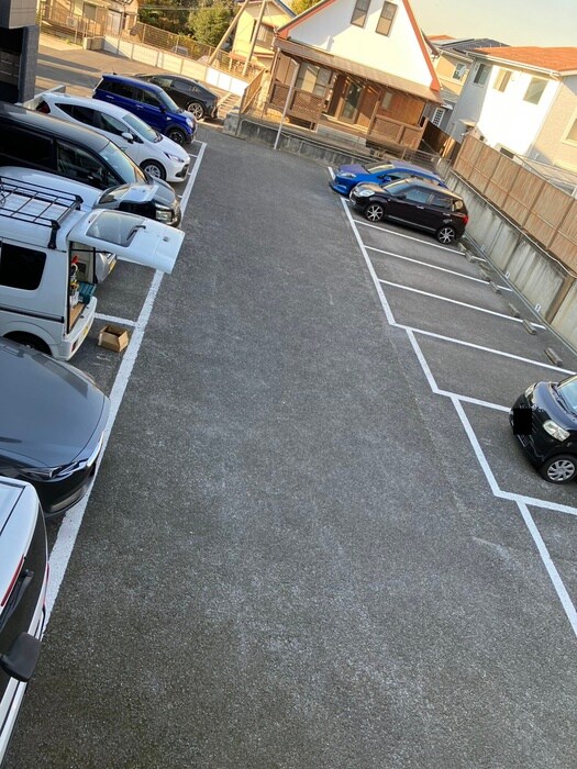 チクマハイツの物件外観写真