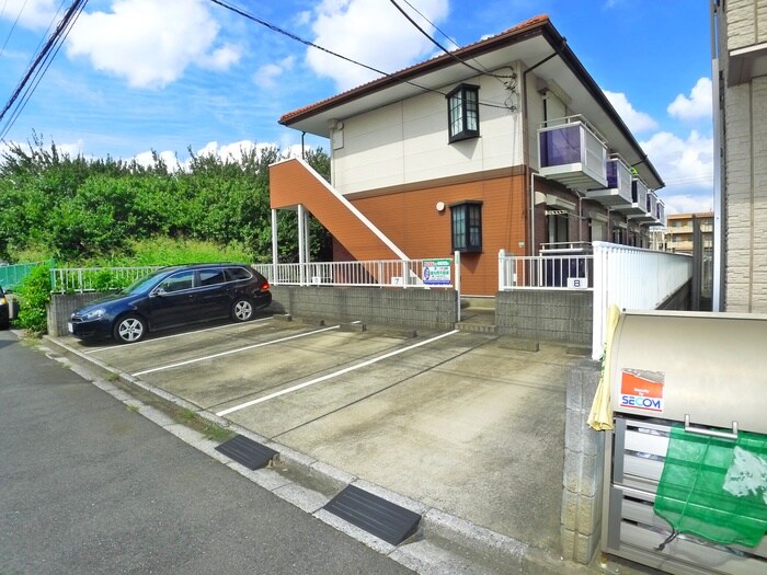 プレド・ラ・ガールの物件外観写真