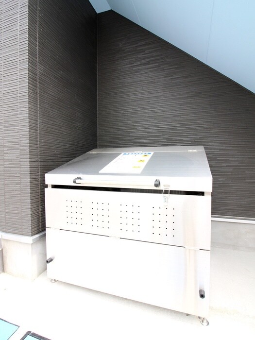 メルサンディの物件外観写真