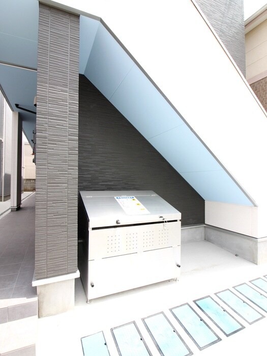 メルサンディの物件外観写真