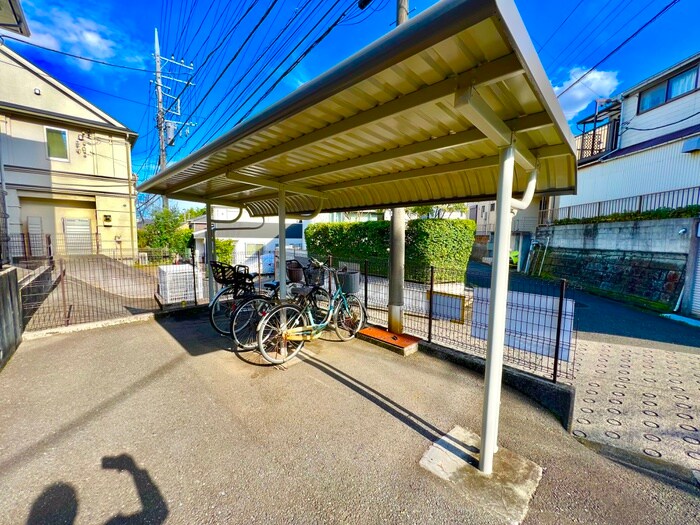 エクセル大倉山Ⅱの物件外観写真