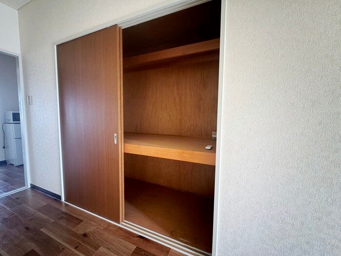 ファーストクラス鶴ケ峰(303)の物件内観写真