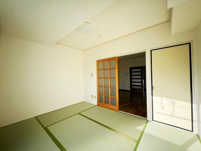 ファーストクラス鶴ケ峰(303)の物件内観写真